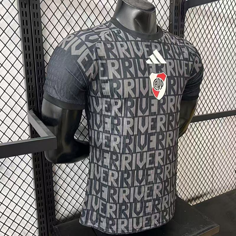 River Plate Edición Especial Versión Jugador (Negra) 8