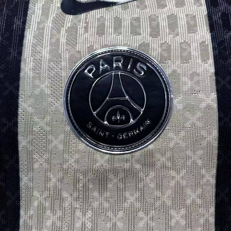 Paris Saint-Germain Edición Especial Versión Jugador (Granate) 5