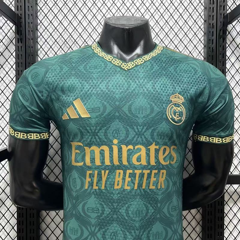 Real Madrid Edición Especial Diseño 2 Versión Jugador 2026/27 (Verde) 3