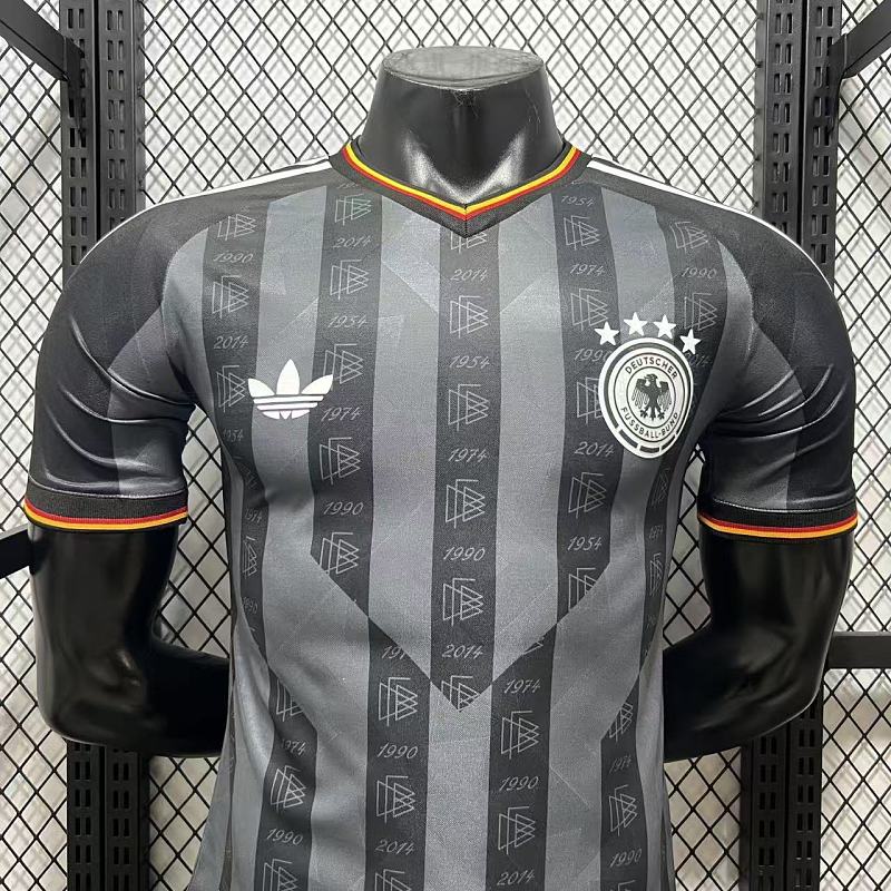 Alemania Edición Especial Diseño 2 Versión Jugador 2026 (Negra) 3