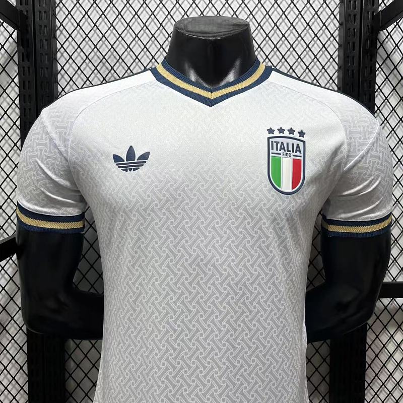 Italia Visitante Versión Jugador 2026 (Blanca) 3