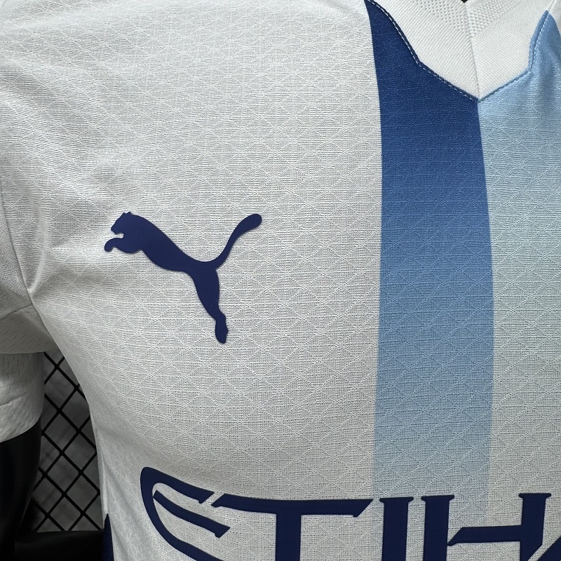 Manchester City Tercera Versión Jugador 2026 (Blanca) 4