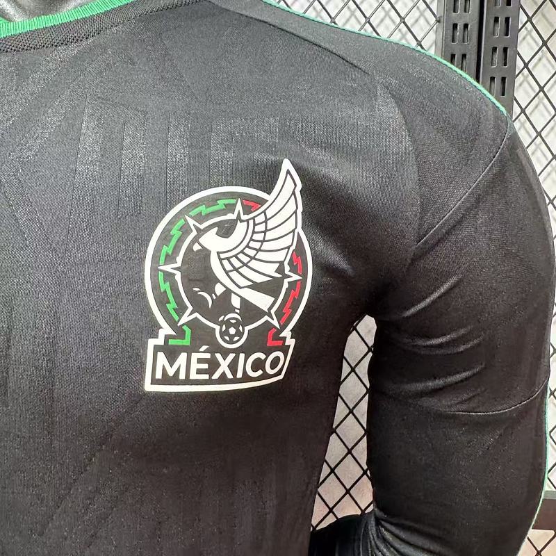 México Tercera Versión Jugador 2026 (Negra, Manga Larga) 5