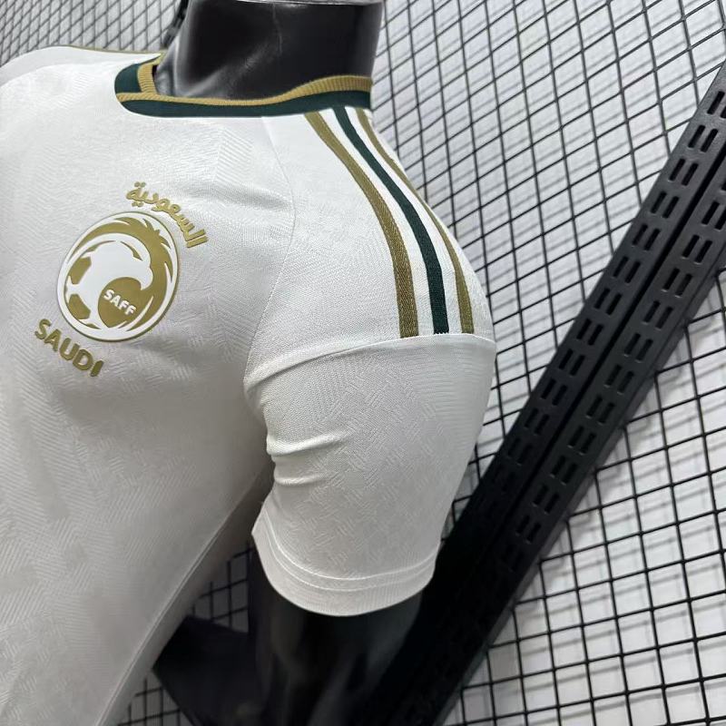 Arabia Saudí Visitante Versión Jugador 2026 (Blanca) 9