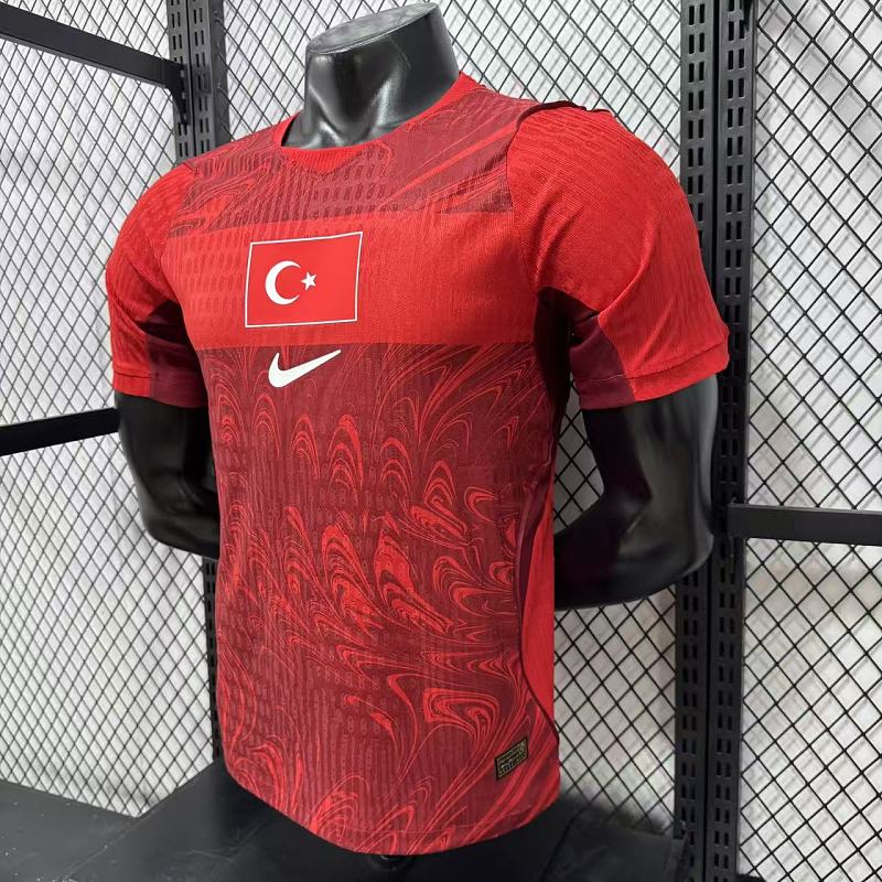 Turquía Local Versión Jugador 2026 (Roja) 6