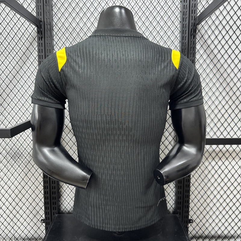 Brasil Edición Especial Diseño 2 Versión Jugador 2026 (Negra) 10