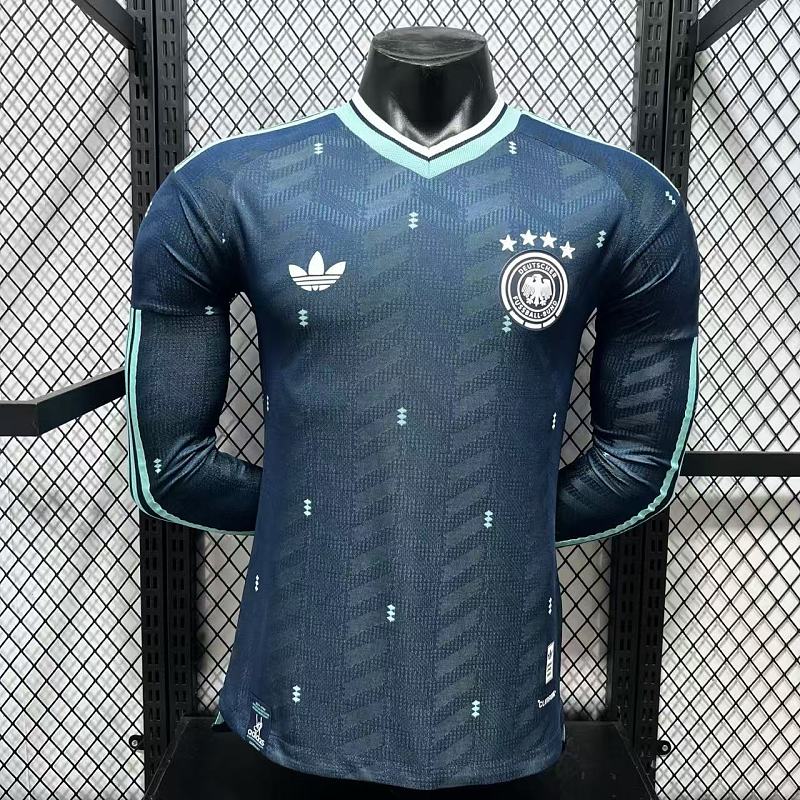 Alemania Visitante Versión Jugador 2026 (Azul Marino, Manga Larga)