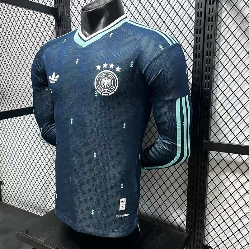 Alemania Visitante Versión Jugador 2026 (Azul Marino, Manga Larga) 4