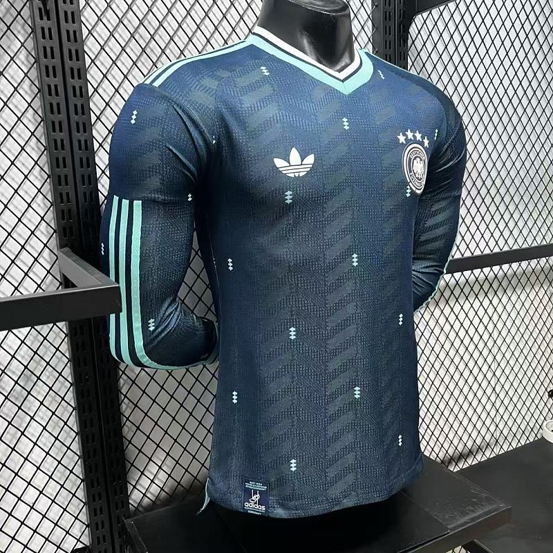 Alemania Visitante Versión Jugador 2026 (Azul Marino, Manga Larga) 5