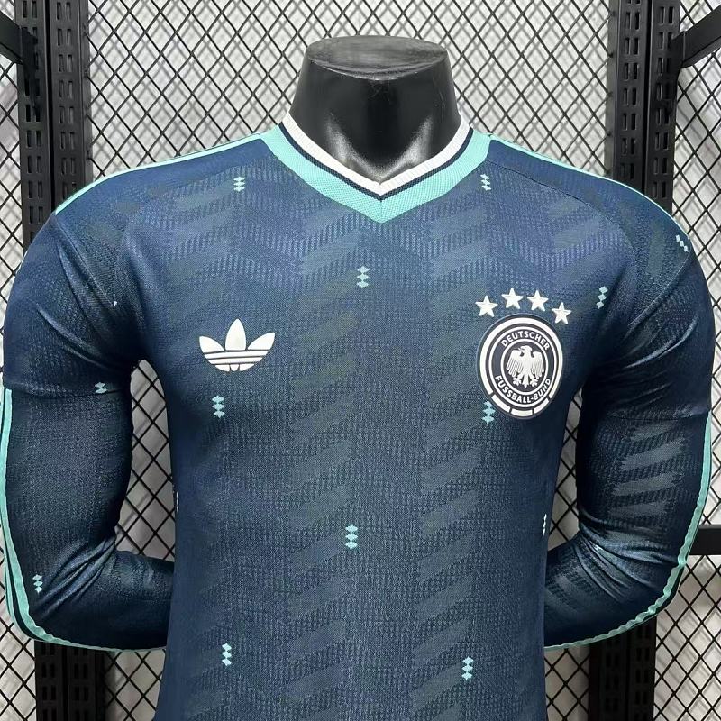Alemania Visitante Versión Jugador 2026 (Azul Marino, Manga Larga) 8