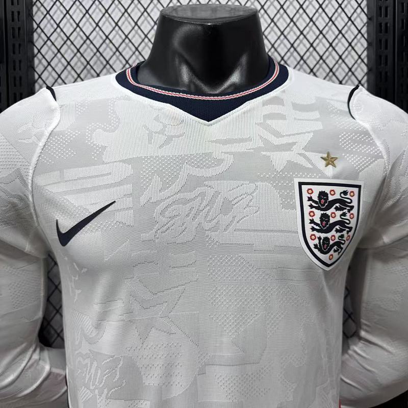 Inglaterra Local Versión Jugador 2026 (Blanca, Manga Larga) 7