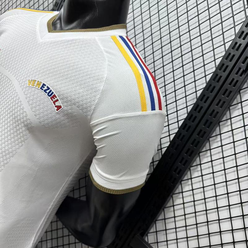 Venezuela Visitante Versión Jugador 2026 (Blanca) 4