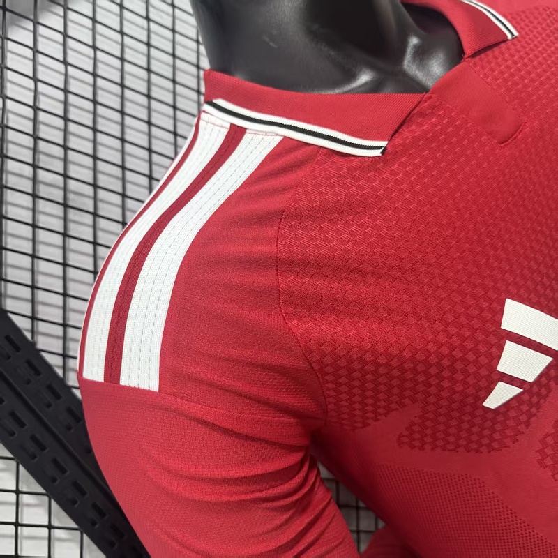 Manchester United Local Versión Jugador 2026/27 (Roja, Manga Larga) 5