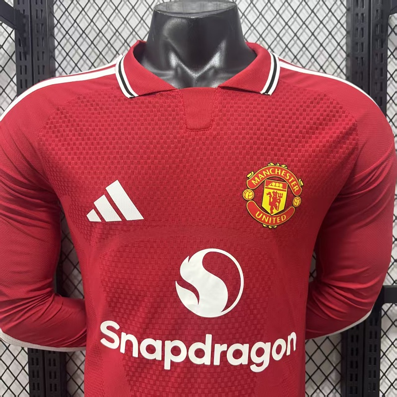 Manchester United Local Versión Jugador 2026/27 (Roja, Manga Larga) 10
