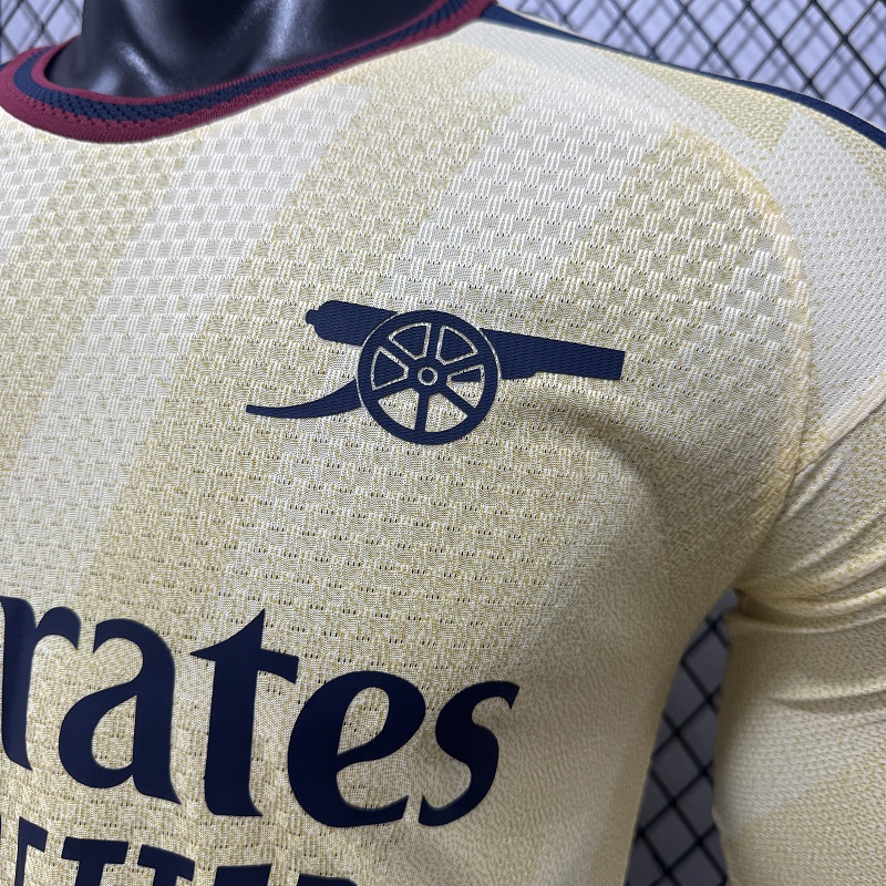 Arsenal Tercera Versión Jugador 2026 (Beige, Manga Larga) 8