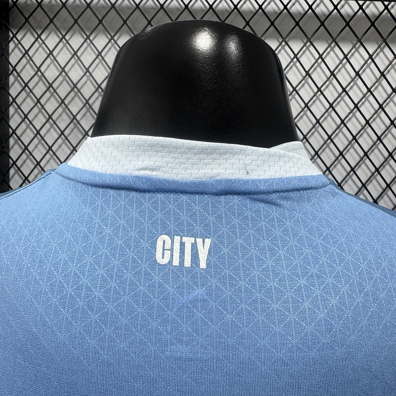 Manchester City Local Versión Jugador 2026/27 (Celeste, Manga Larga) 3