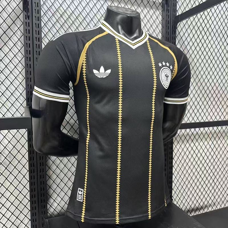 Alemania Edición Especial Versión Jugador 2026 (Negra) 5