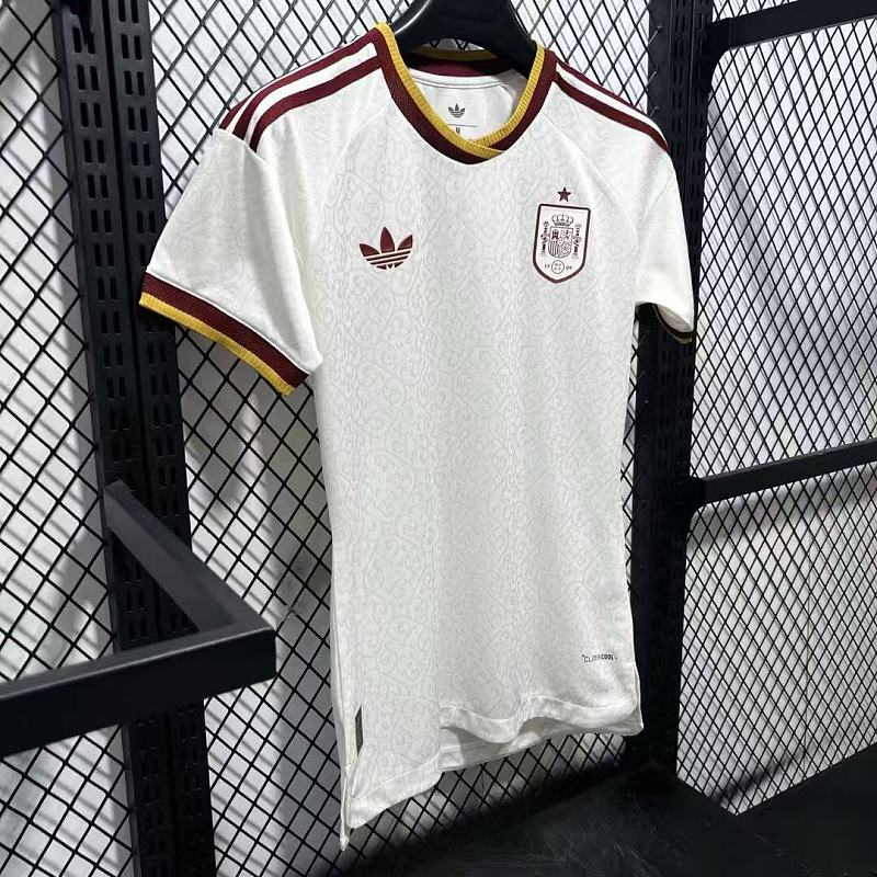 España Visitante Versión Mujer 2026 (Blanca) 6