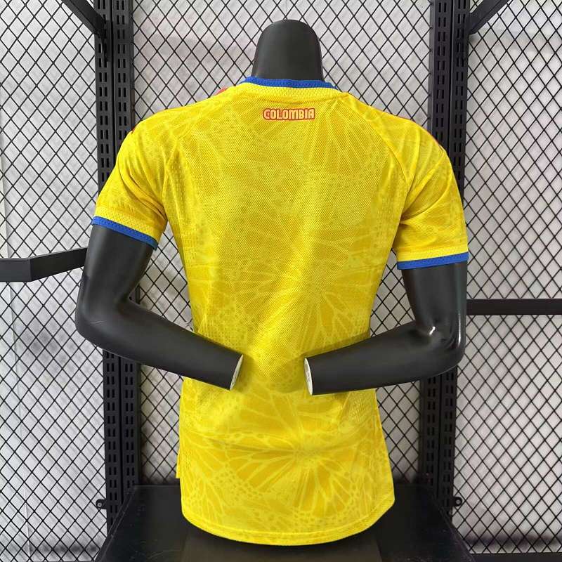 Colombia Local Versión Mujer 2026 (Amarilla) 11