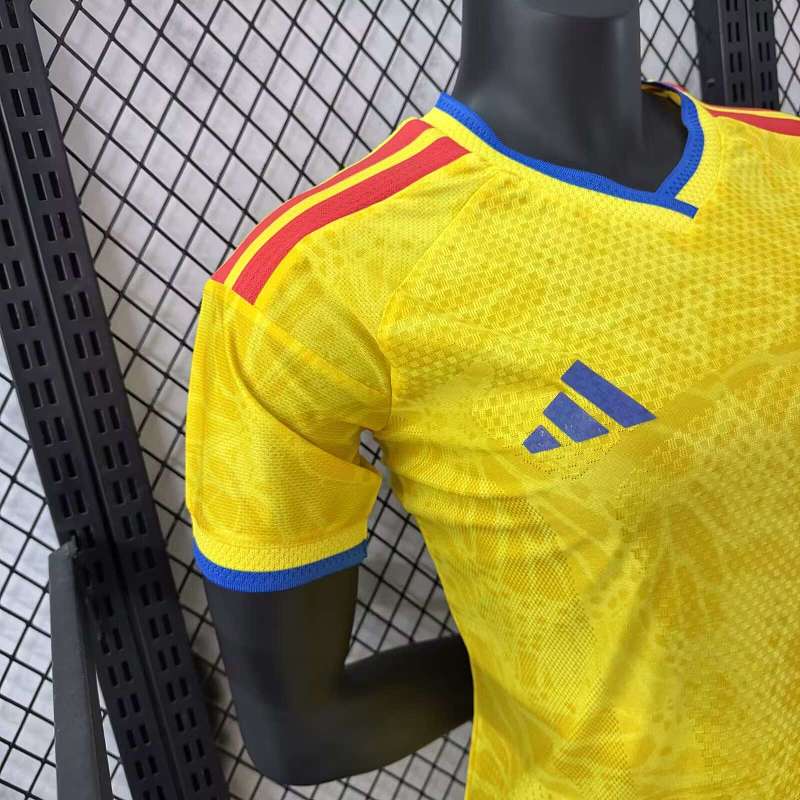 Colombia Local Versión Mujer 2026 (Amarilla) 5