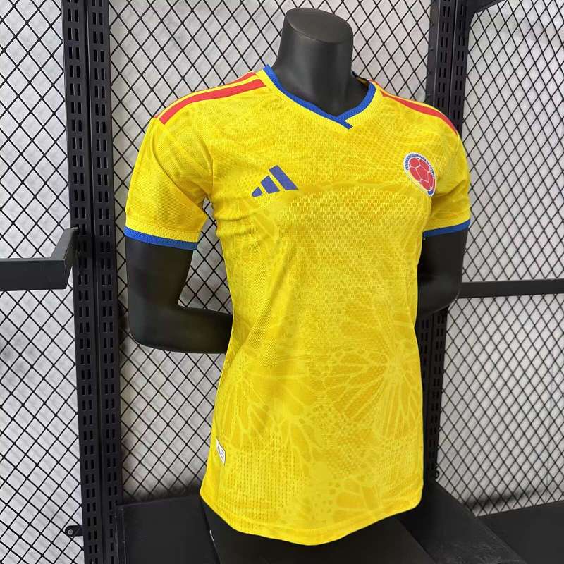 Colombia Local Versión Mujer 2026 (Amarilla) 7