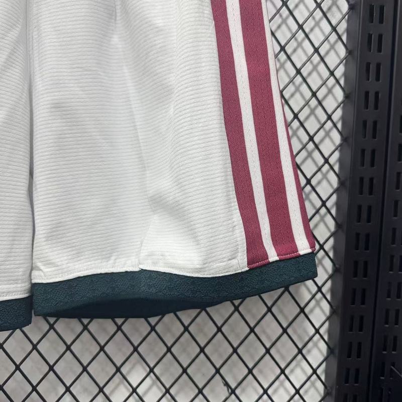 Real Madrid Short Local Versión Jugador 2026/27 (Blanco) 4