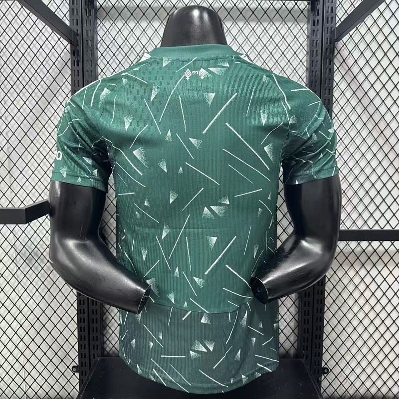 Liverpool Portero Versión Jugador 2026/27 (Verde) 2
