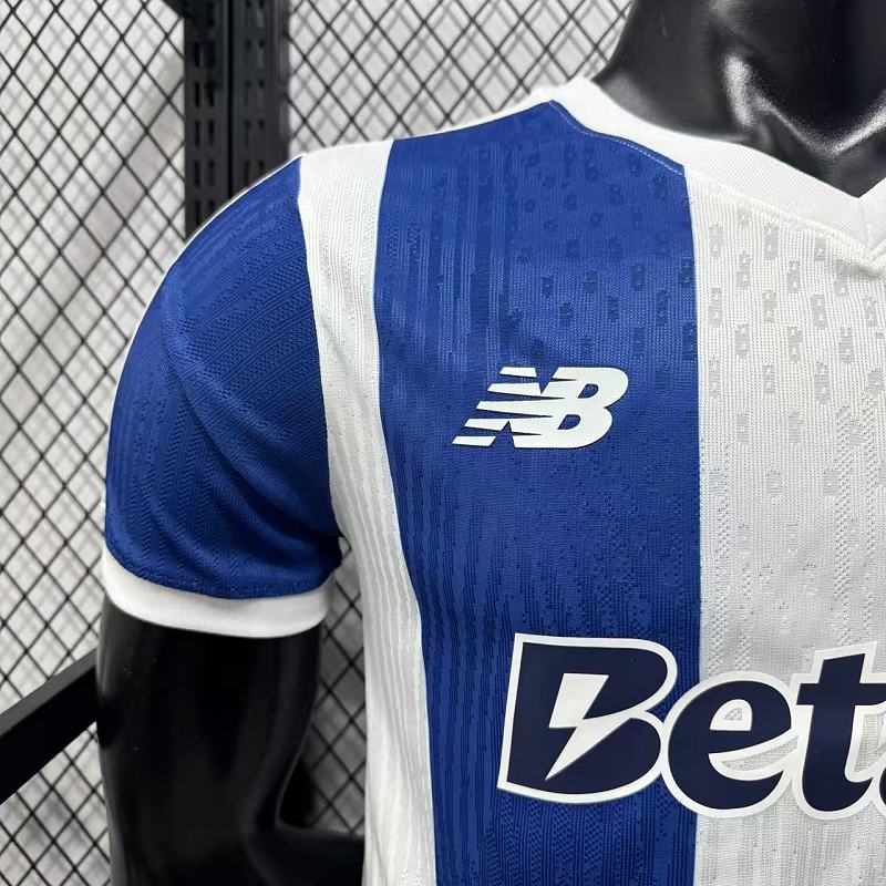 FC Porto Local Versión Jugador 2026/27 (Azul) 4