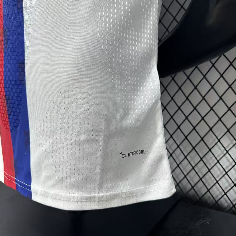 Olympique Lyon Local Versión Jugador 2026/27 (Blanca) 11