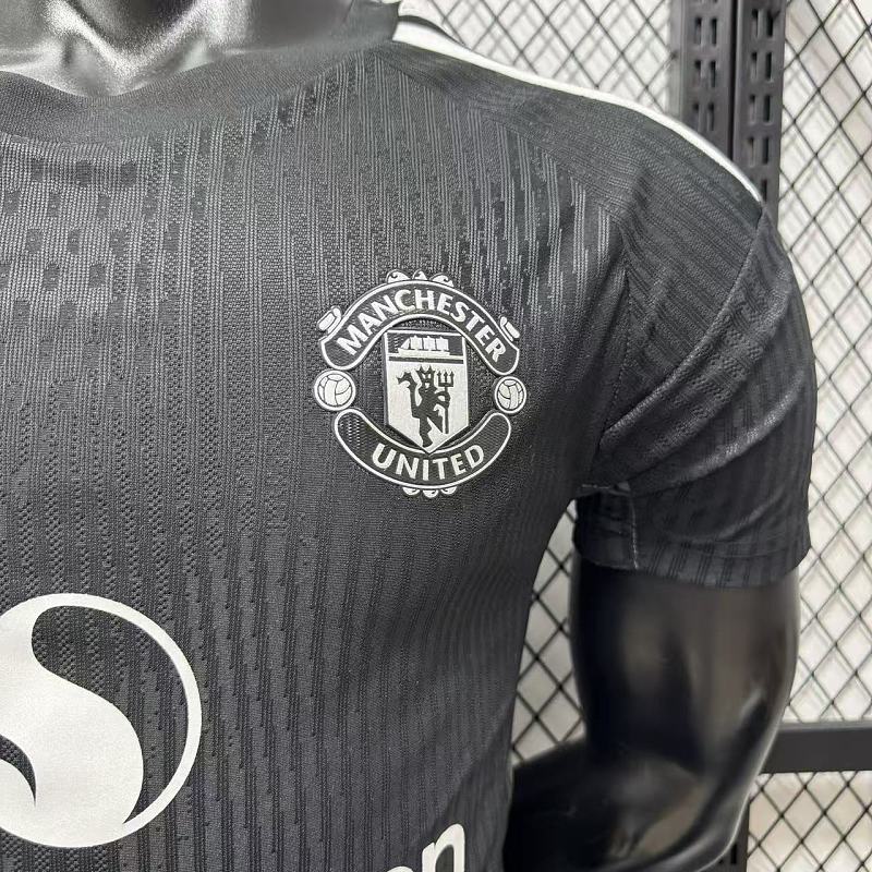 Manchester United Portero Versión Jugador 2026/27 (Negra) 5