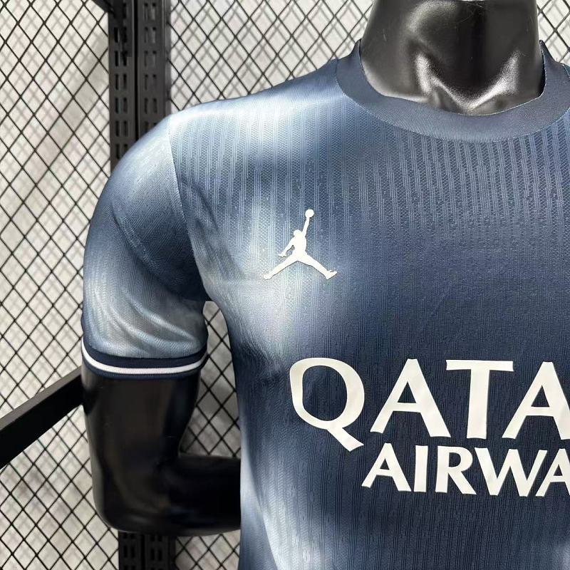 Paris Saint-Germain Edición Especial Versión Jugador 2026/27 (Azul Marino) 4