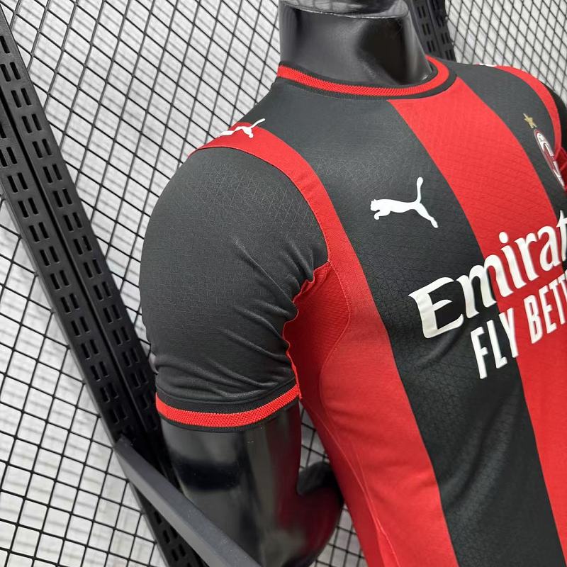 AC Milan Local Versión Jugador 2026 (Roja) 5