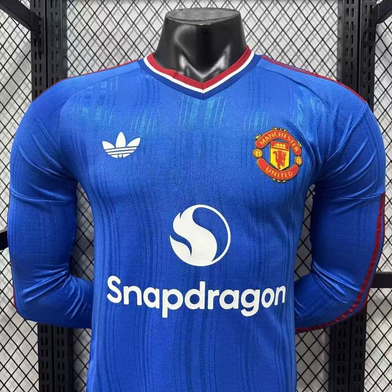 Manchester United Visitante Versión Jugador 2026/27 (Azul, Manga Larga) 10
