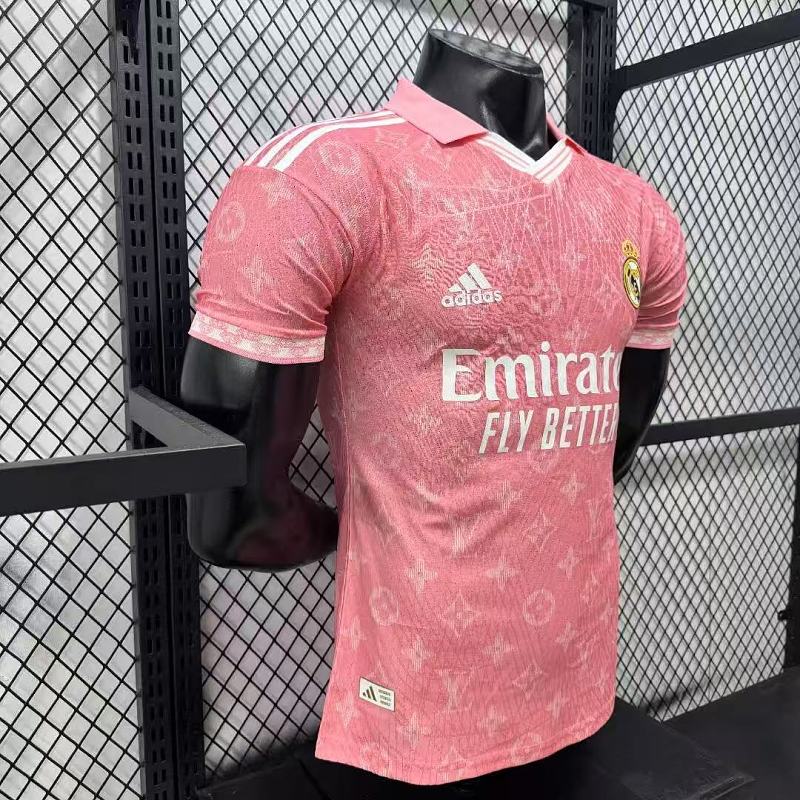 Real Madrid Edición Especial Versión Jugador 2026/27 (Rosa) 5