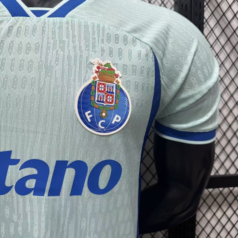 FC Porto Tercera Versión Jugador 2026/27 (Celeste) 5
