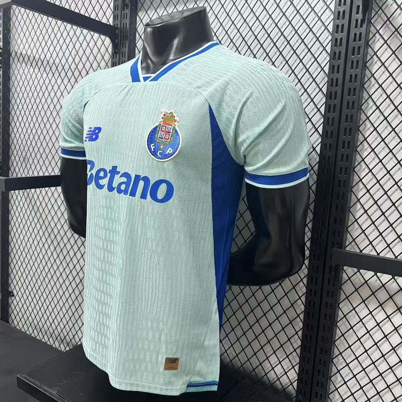 FC Porto Tercera Versión Jugador 2026/27 (Celeste) 9