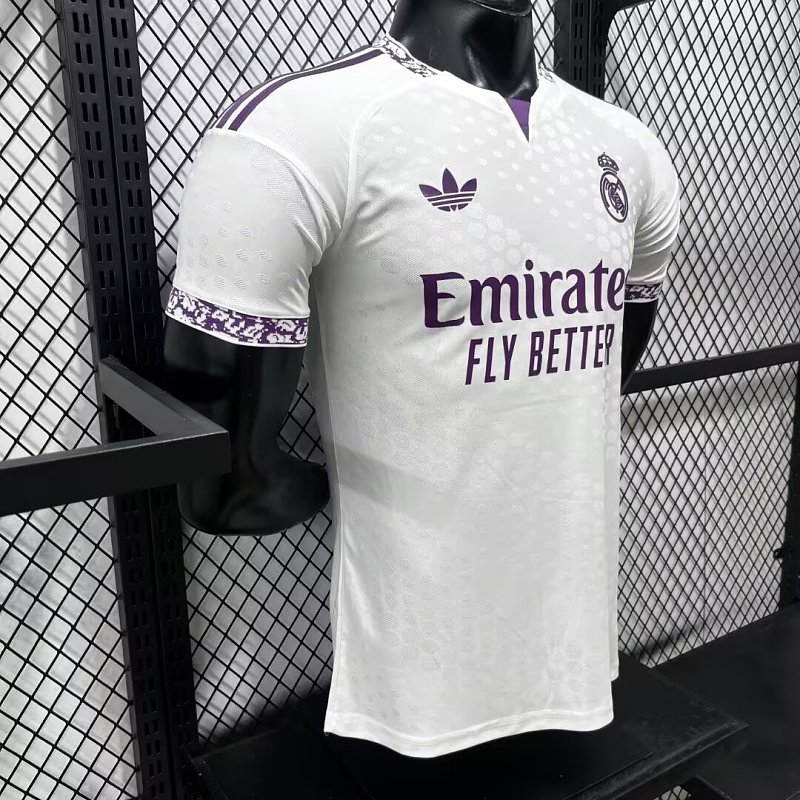 Real Madrid Local Versión Jugador (Blanca) 5