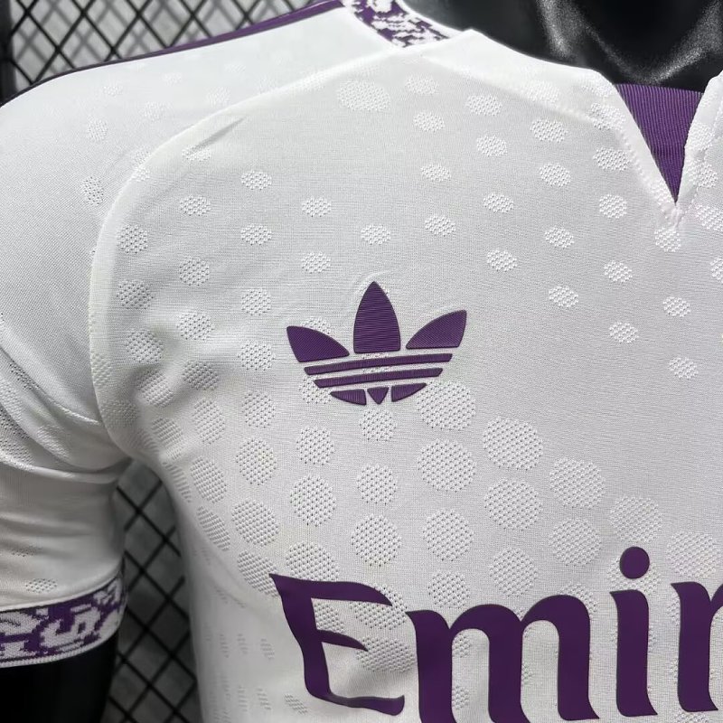 Real Madrid Local Versión Jugador (Blanca) 7