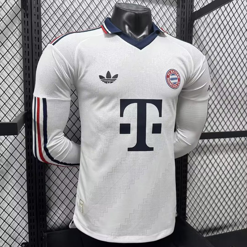 Bayern Munich Visitante Versión Jugador 2026/27 (Blanca, Manga Larga) 7