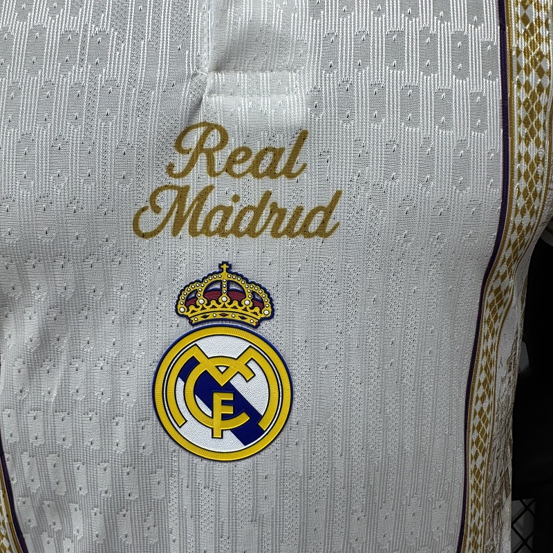 Real Madrid Edición Especial Versión Jugador 2026 (Blanca) 6