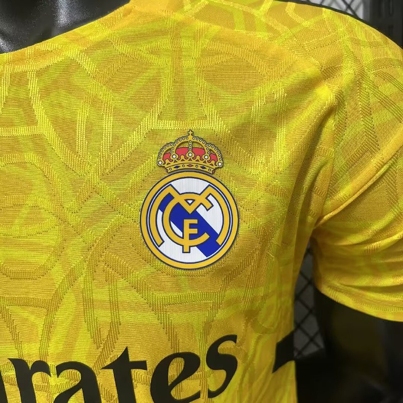 Real Madrid Edición Especial Versión Jugador (Amarilla) 7