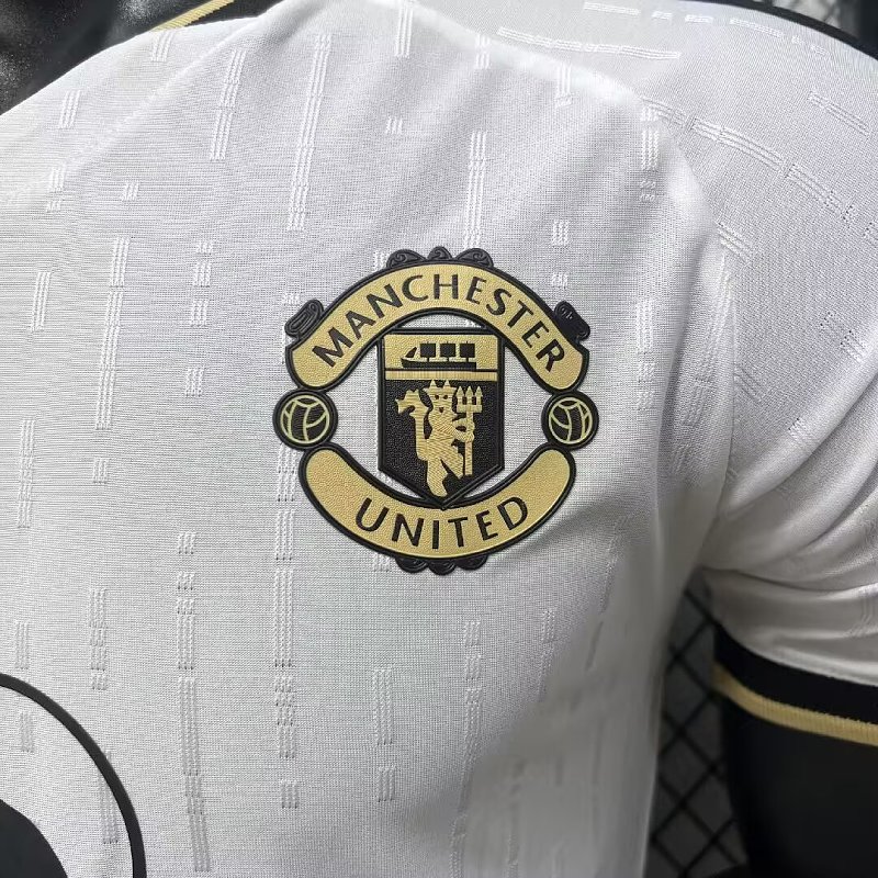 Manchester United Edición Especial Versión Jugador 2026 (Blanca) 6