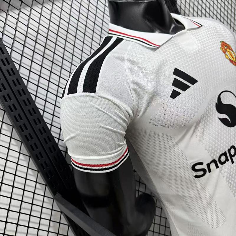 Manchester United Edición Especial Versión Jugador (Blanca) 4