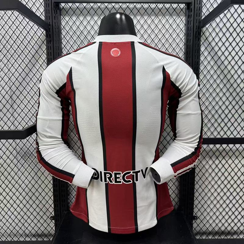 River Plate Visitante Versión Jugador 2026/27 (Blanca, Manga Larga) 12