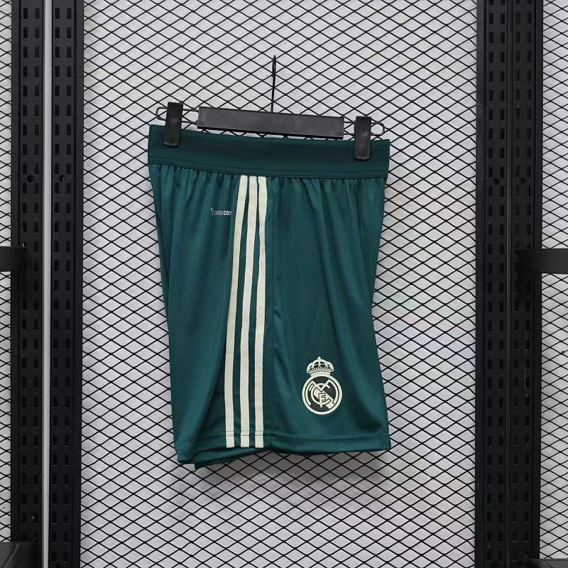 Real Madrid Short Visitante Versión Jugador 2026/27 (Verde) 3