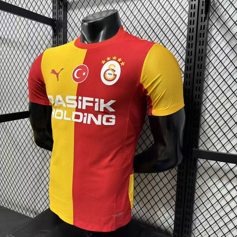 Galatasaray Local Versión Jugador 2026/27 (Roja) 7