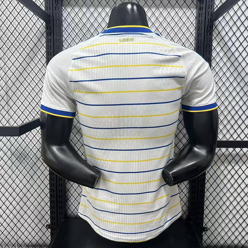 Leeds United Local Versión Jugador 2026/27 (Blanca) 9