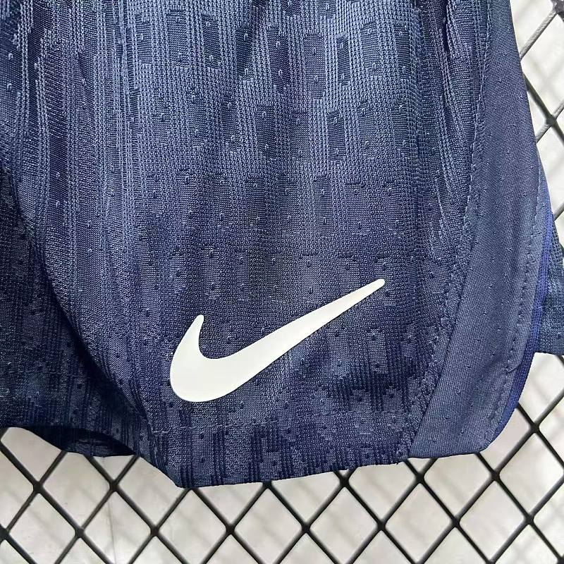 Tottenham Hotspur Short Local Versión Jugador 2026/27 (Azul Marino) 4