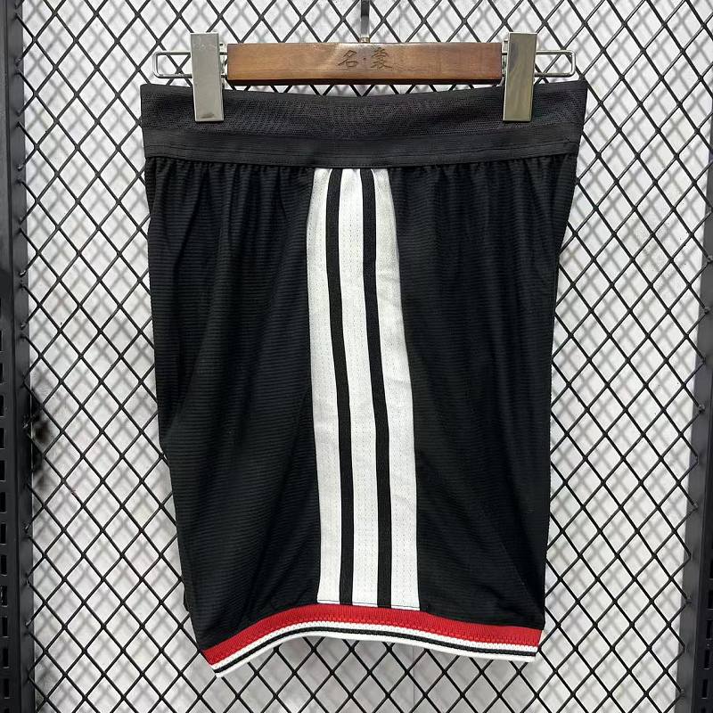 Manchester United Short Local Versión Jugador 2026/27 (Negro) 2