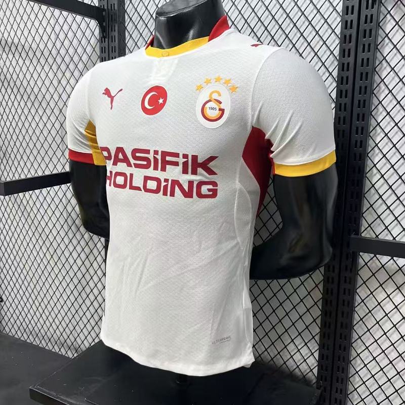 Galatasaray Visitante Versión Jugador 2026/27 (Blanca) 4